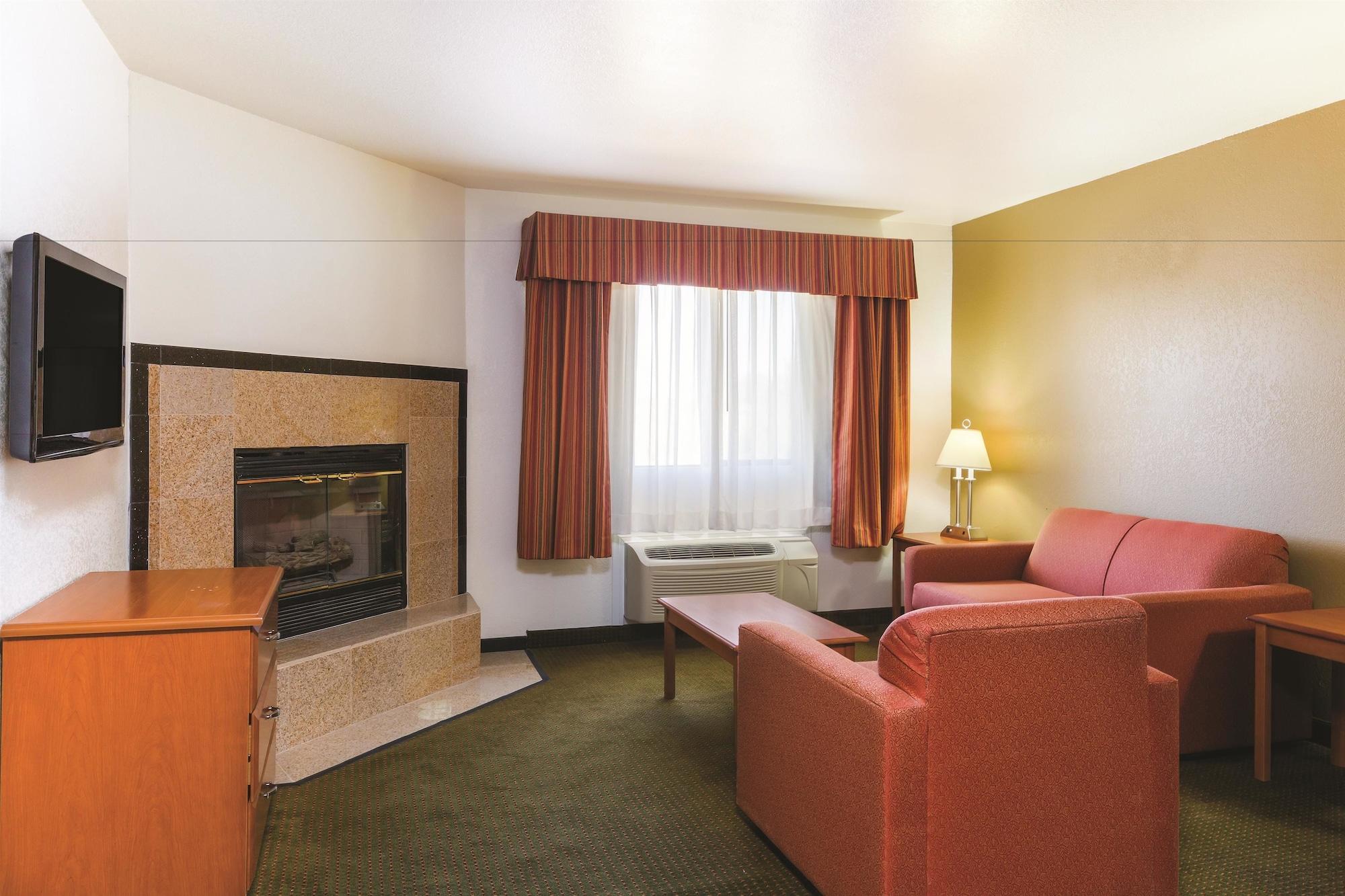 Baymont By Wyndham Tehachapi Otel Dış mekan fotoğraf