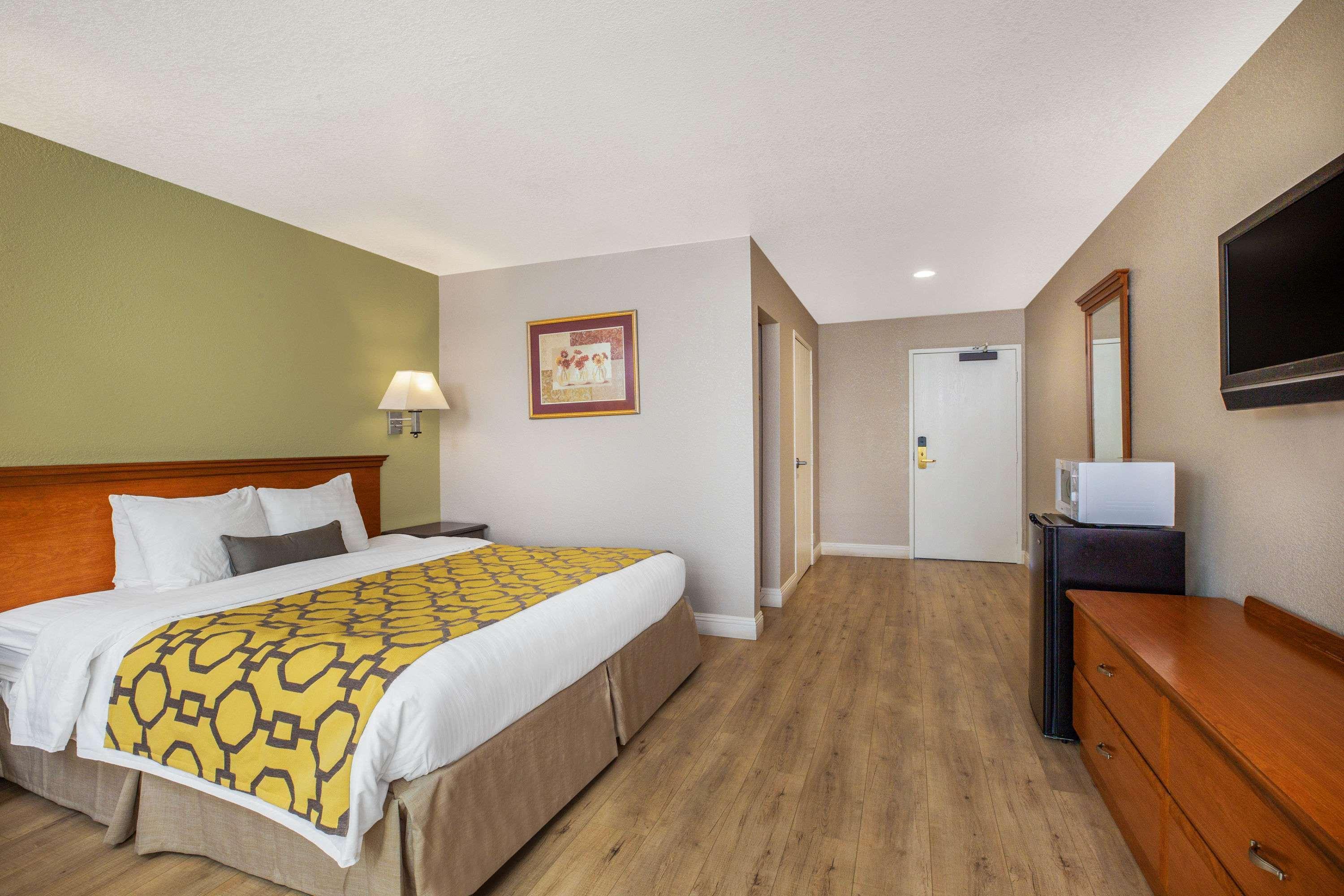 Baymont By Wyndham Tehachapi Otel Dış mekan fotoğraf