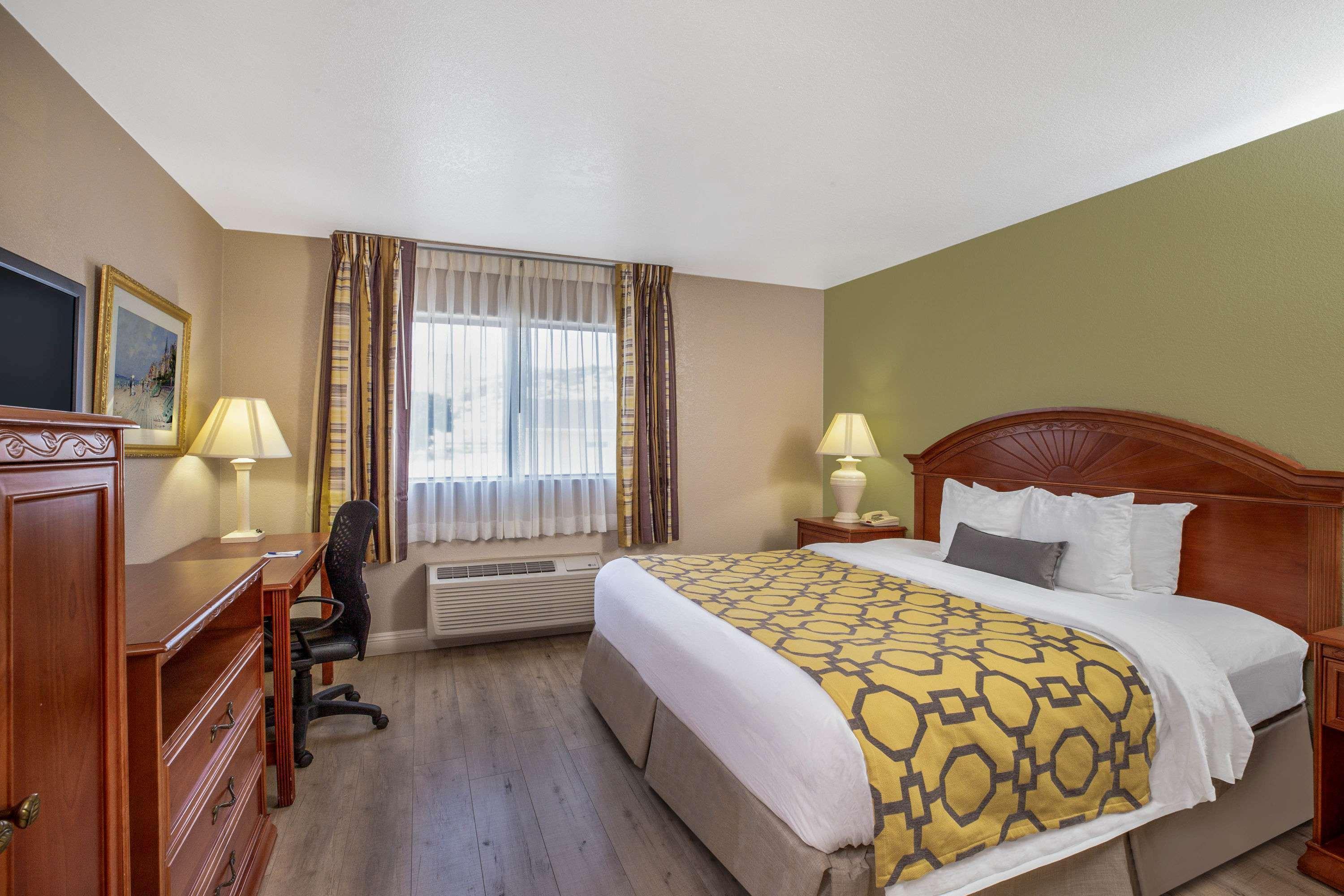 Baymont By Wyndham Tehachapi Otel Dış mekan fotoğraf