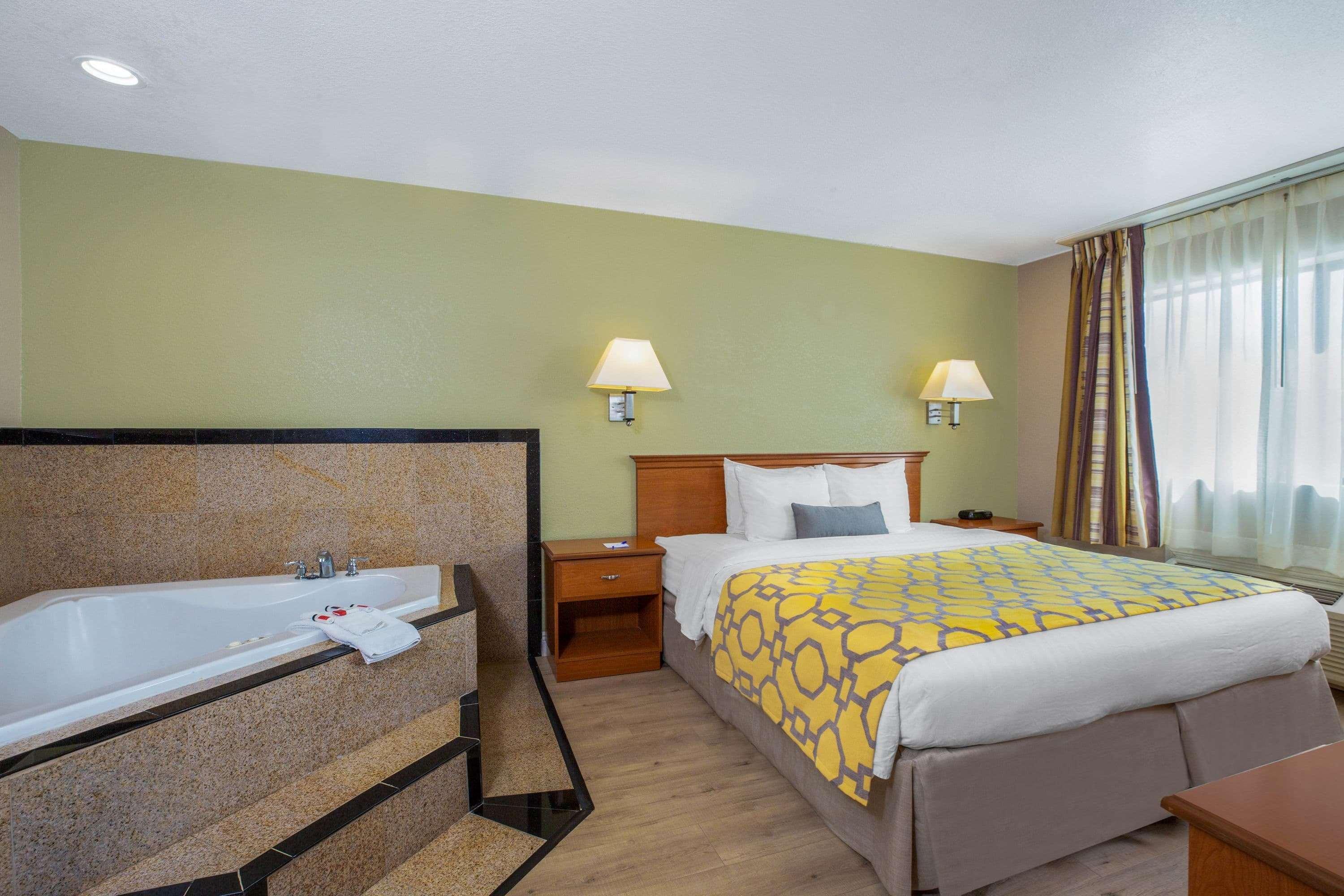 Baymont By Wyndham Tehachapi Otel Dış mekan fotoğraf